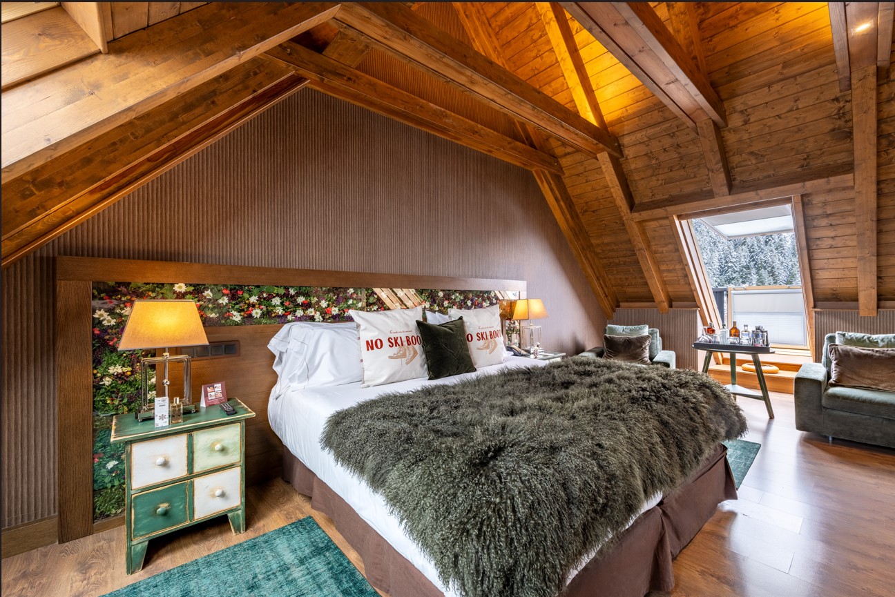 Cabecera-habitaciones-2025 Cabecera-habitaciones-2025